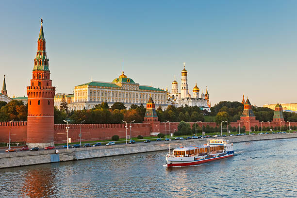moscú kremlin - kremlin fotografías e imágenes de stock