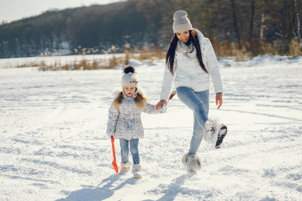 istock Mom and daughter 1063612138