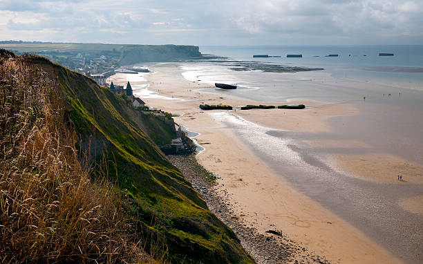 coast of normandy - normandiya stok fotoğraflar ve resimler