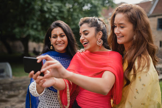istock Three Woman is Sari's Taking a Selfie 1063696550