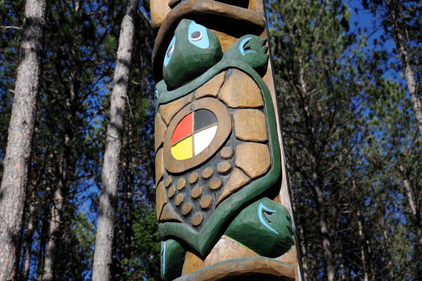 istock Totem Pole at the East Gate, Algonquin Park 1063718848