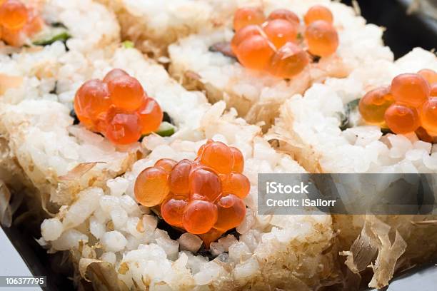 Sushi - Fotografie stock e altre immagini di Asia - Asia, Bar, Caviale