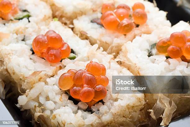 Foto de Sushi e mais fotos de stock de Almoço - Almoço, Arroz - Alimento básico, Arroz - Cereal