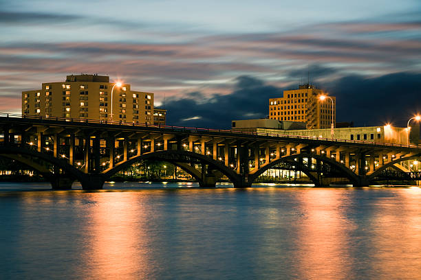 ponte di rockford - illinois foto e immagini stock