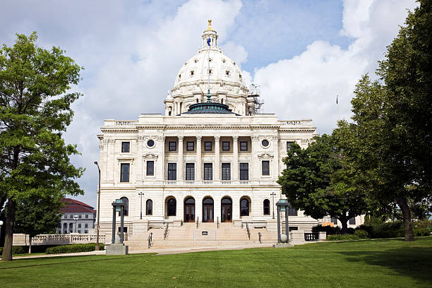 istock Facade of State Capitol in St. Paul 106382024