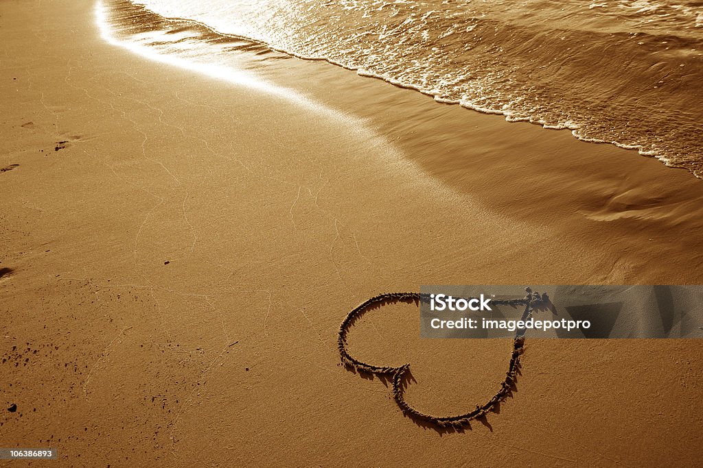 Dia dos Namorados coração na areia - Foto de stock de Amor royalty-free