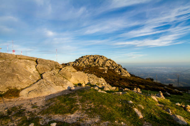 istock tallest mountain on the Algarve region 1063878620