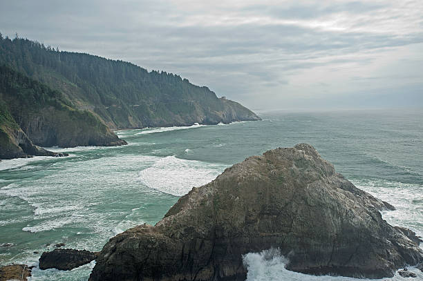 istock Oregon coast line overlooking the ocean 106392904
