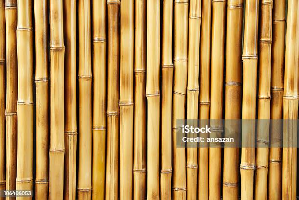 Bambú Foto de stock y más banco de imágenes de Bambú - Material - Bambú - Material, Efecto texturado, Fondos