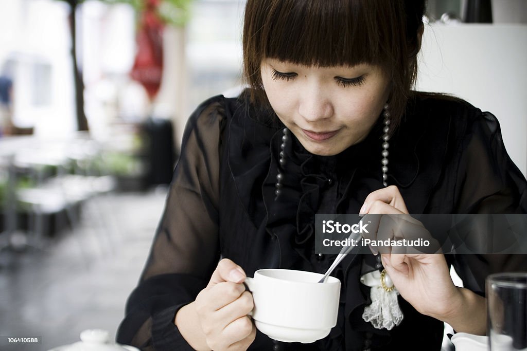 Drinking Tee - Lizenzfrei Anmut Stock-Foto