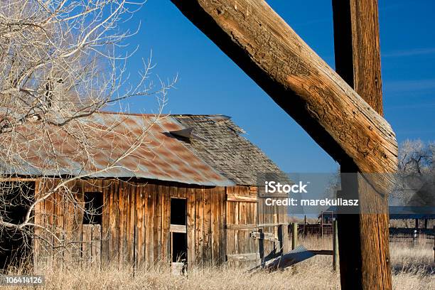 Abbandonato Farm Edifici Nella Parte Settentrionale Di Colorado - Fotografie stock e altre immagini di Abbandonato