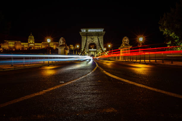 chains bridge in Budapest at night