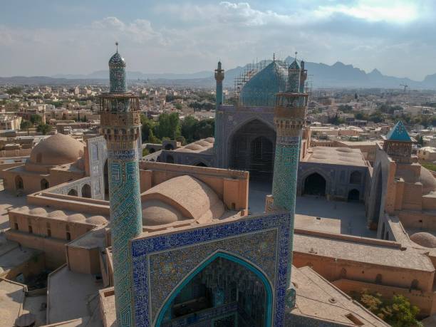 istock Imam mocks os isfahan 1064158688