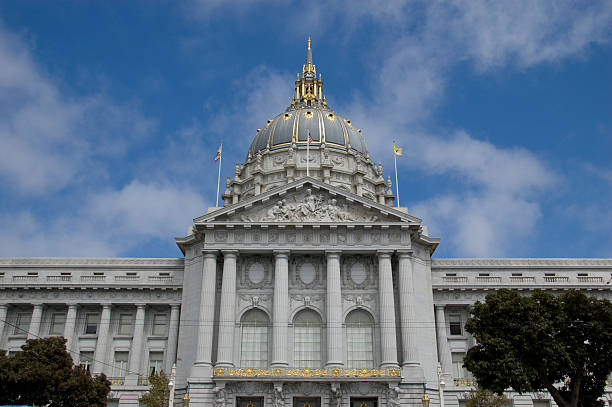 istock San Francisco City Hall 106417923