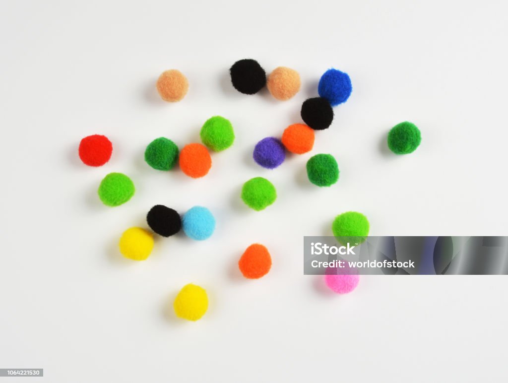 Multi Colored Cotton Balls Stock Photo - Download Image Now - Art And  Craft, Ball Of Wool, Circle - iStock
