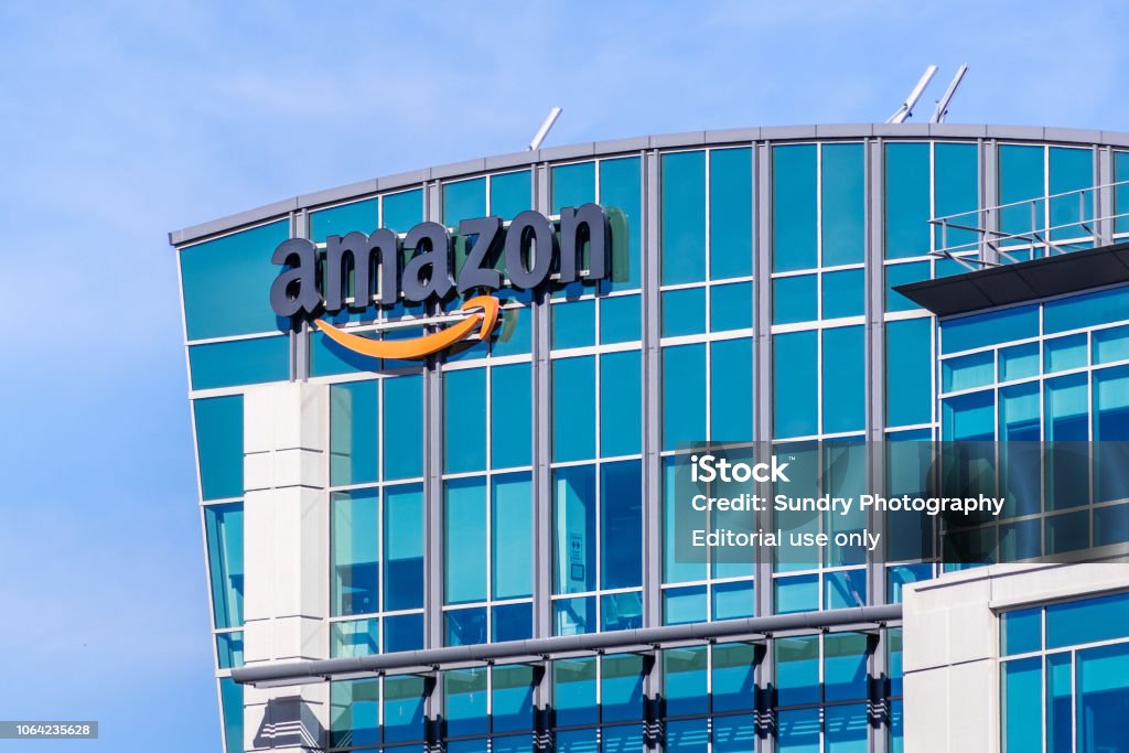 Amazon headquarters located in Silicon Valley November 2, 2018 Sunnyvale / CA / USA - Amazon headquarters located in Silicon Valley, San Francisco bay area Amazon.com Stock Photo