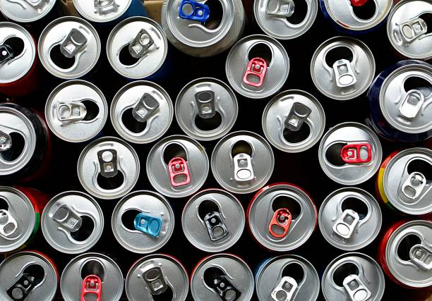 istock can of background 1064275740