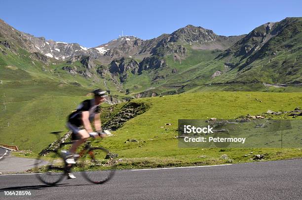 Klettern Sie Zum Gipfel Stockfoto und mehr Bilder von Radfahren - Radfahren, Pyrenäen, Frankreich