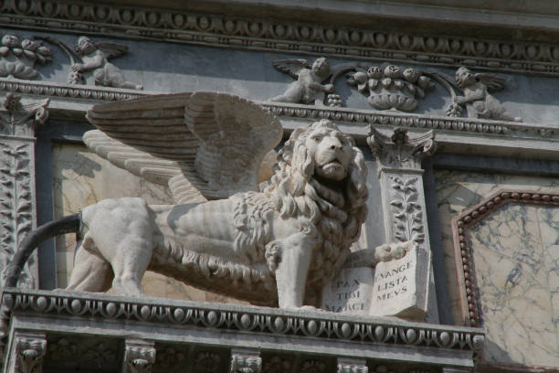 istock Venice, monumental Lion of San Marco 1064333504