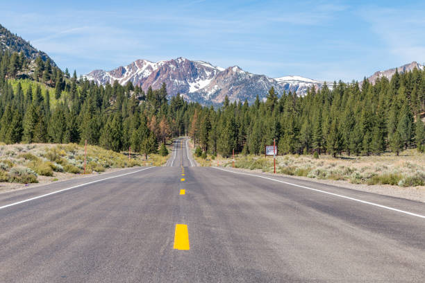 istock Highway to the mountains 1064341372
