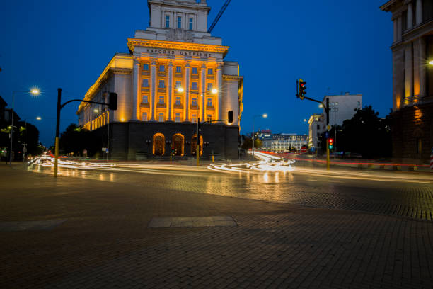 istock Driving cars around the National Assembly 1064366746