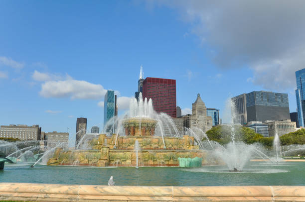 fontanna buckingham w chicago - grounds city life park grant park zdjęcia i obrazy z banku zdjęć