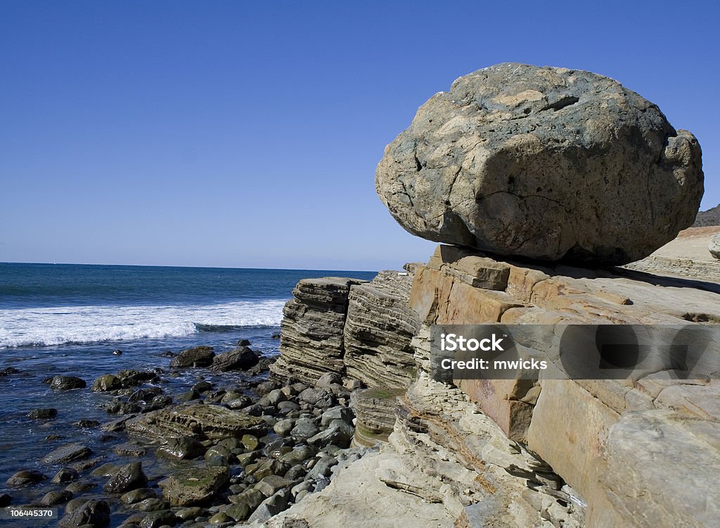 Boulder an der Küste von San Diego - Lizenzfrei Anhöhe Stock-Foto