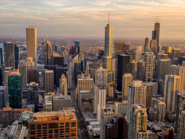 istock Chicago south skyline at sunset 1064475718
