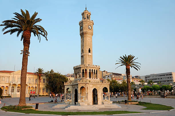 i̇zmir konak square - izmir turkey konak clock tower foto e immagini stock