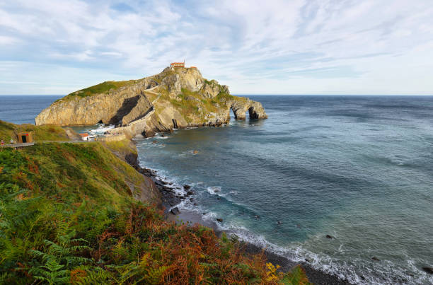 istock San juan de Gaztelugatxe. Basque Country 1064507826