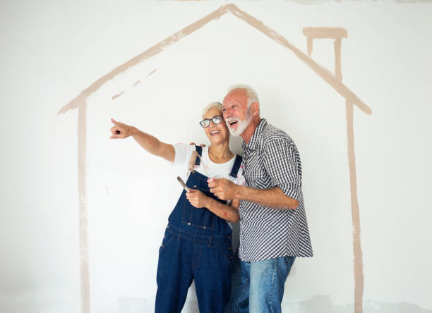 istock Couple remodeling their home 1064536554