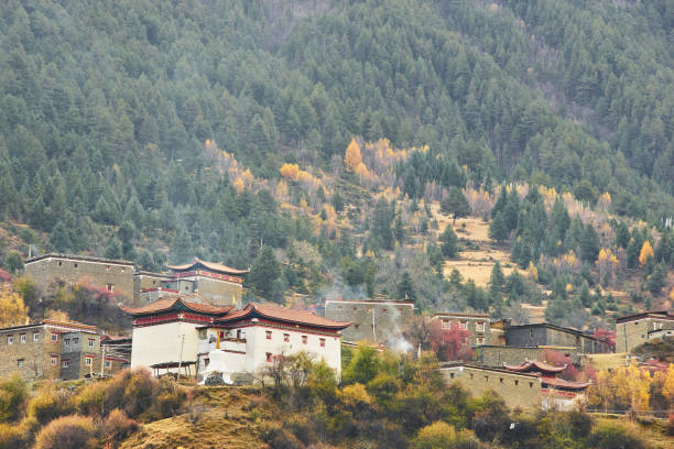 istock autumn of Kangding 1064582838