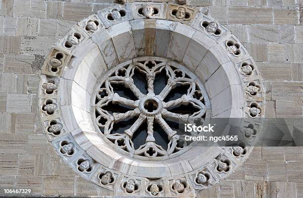 Die Kathedrale Von Orbetellorose Window Stockfoto und mehr Bilder von Architektonische Säule - Architektonische Säule, Architektur, Europa - Kontinent