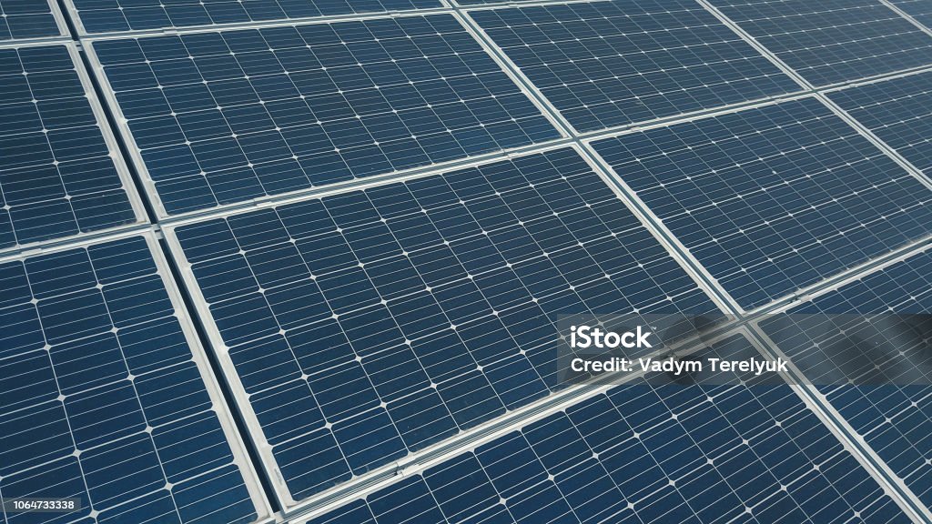 Solar Power Generation-Technologie. Alternative Energien. Solar Panel Batteriemodule mit blauem Himmel. - Lizenzfrei Ausrüstung und Geräte Stock-Foto