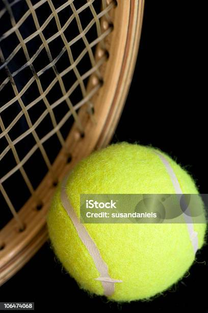 Tennis - Fotografie stock e altre immagini di Composizione verticale - Composizione verticale, Curvo, Divertirsi