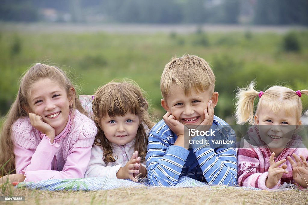 Heureux les enfants - Photo de Adolescence libre de droits