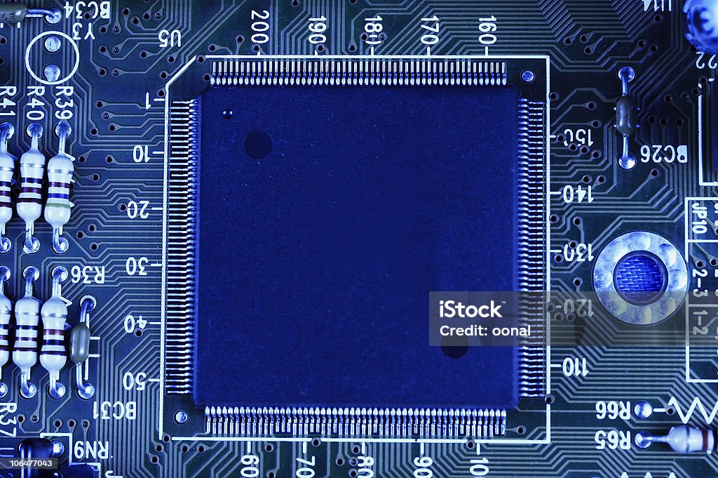 Chip sulla scheda a circuito - Foto stock royalty-free di Semiconduttore