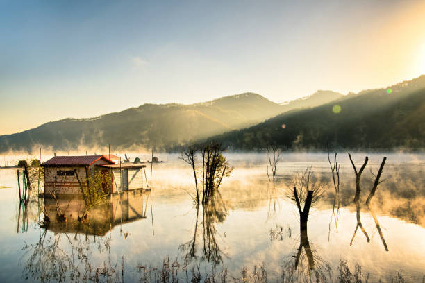 istock VD702 Sunrise at the reservoir 1064796798