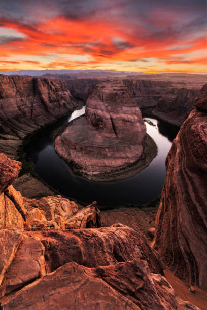 istock Horse Shoe Bend Burner 1064871240