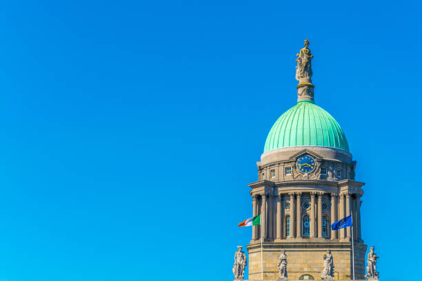istock The Custom house situated next to the river lIffey in Dublin, Ireland 1064881356