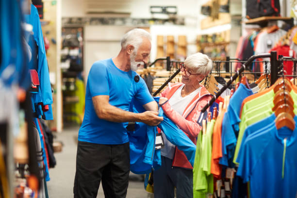 istock Senior couple shopping 1064900596