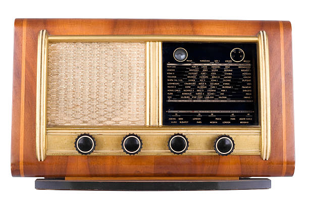 istock Vintage radio 106491716