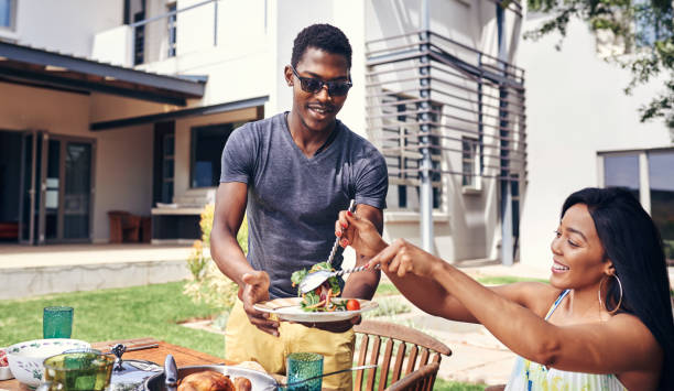 istock It wouldn't be Sunday without a family lunch 1064987490