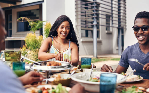 istock The family who eats together stays together 1064987570