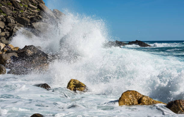 istock Wave Splashing in Vernazza - Liguria - Italy 1065007950