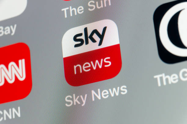 Sky News, The Guardian, CNN and other cellphone Apps on iPhone screen London, UK - August 02, 2018: The buttons of Sky News, The Guardian, CNN, BBC News and The Sun newspaper on the screen of an iPhone. sky news stock pictures, royalty-free photos & images
