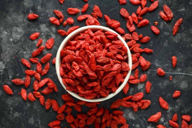 dried fruits of goji berries or wolfberry - lycium chinese imagens e fotografias de stock