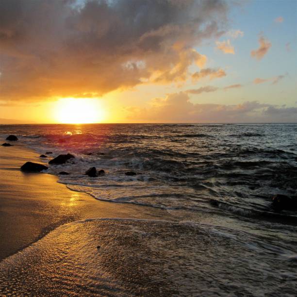 istock Sunset at Sunset Beach, North Shore, Sunset, Oahu, Hawaii 1065236118