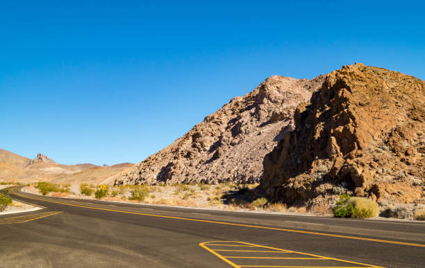 istock Daylight Pass Road near Hell's Gate in Death Valley National Park 1065285096
