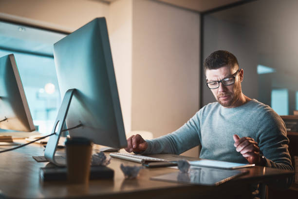 istock Crafting his skills with the help of modern technology 1065290418